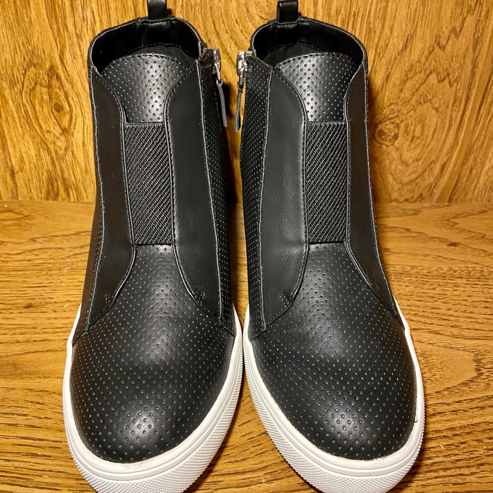 MIA Christie sneakers
